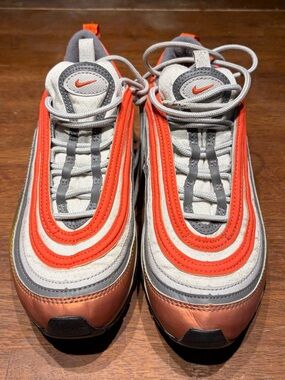 NIKE AIR MAX 97 SE GS CT9637-900 (Size 6.5Y/Women’s size 8)